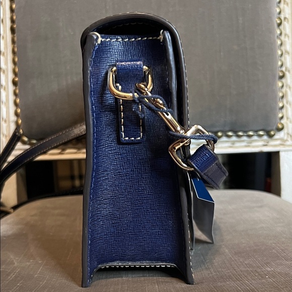 Dooney & Bourke East West Crossbody Bag in Saffiano Leather NWT - Picture 4 of 13